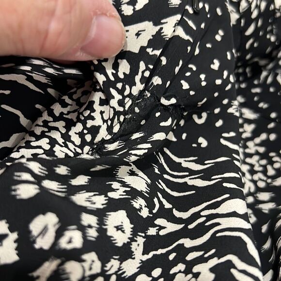 Joie® Mairead D jumpsuit wrap around Repaired Condition size 12 - Picture 13 of 15